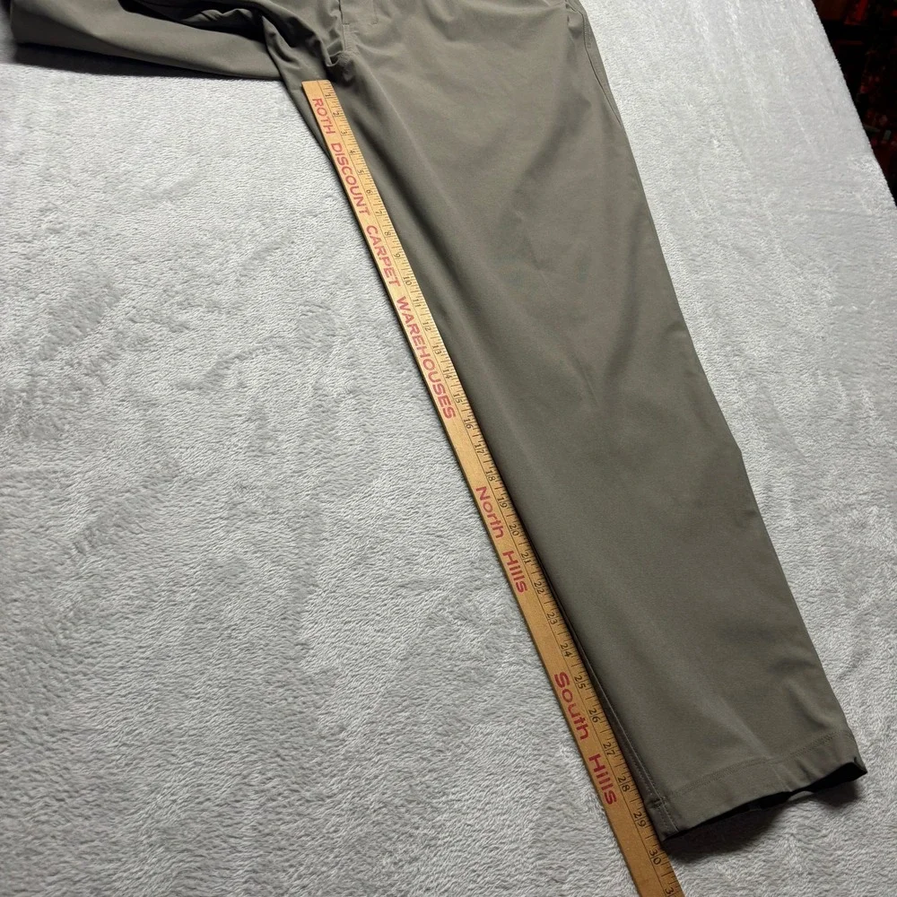 Lululemon Commission Pant Classic Fit Warpstreme Olive Sage Green Mens 40x30 EUC
